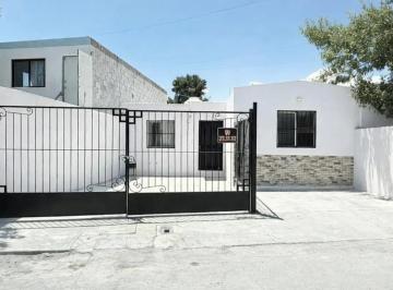 Casa de 2 habitaciones, Saltillo · Excelente Casa en Venta Al Norte de La Ciudad Col. Ocania