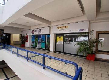 Local comercial , Guadalajara · Local Disponible Renta | Pza Arcos Frente a Centro Magno