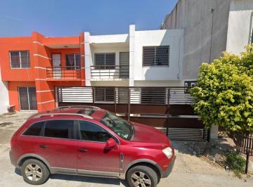 Casa de 3 habitaciones, Centro · Casa en Venta en Progresivo Ciudad Industrial, Villahermosa, Tabasco. Cll
