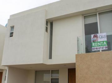 Casa · 140m² · 3 Recámaras · 2 Estacionamientos · Casa - Villa de Pozos