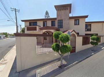 Casa de 6 habitaciones, Tijuana · Venta de Casa en Tijuana Otay Constituyentes
