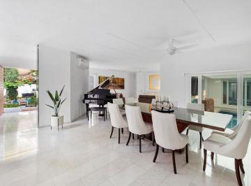 Casa de 5 habitaciones, Querétaro · Casa en Venta - Jurica - Queretaro - C2003