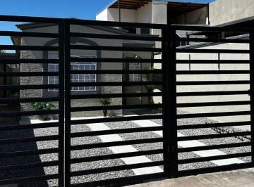 Casa de 2 habitaciones, Mexicali · Se Renta Casa en Fraccionamiento Villanova
