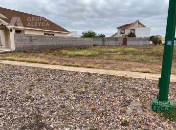 Terreno / Lote · 450m² · Terreno en Residencial Leones