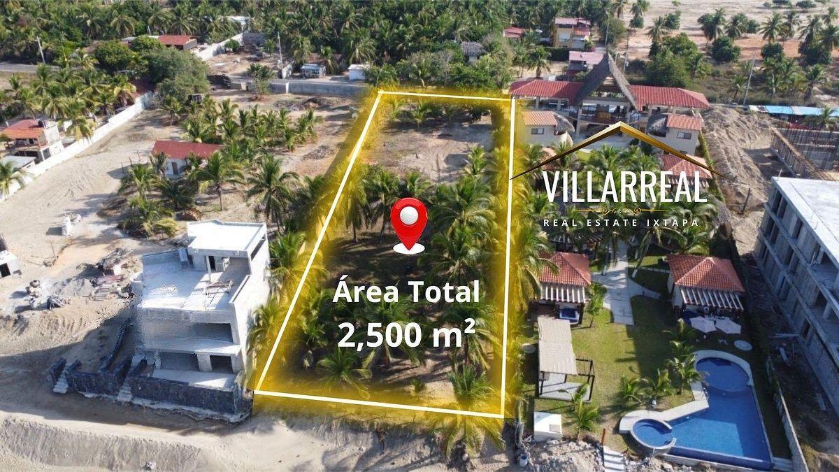 Landfront Property Facing the Sea in Playa Blanca