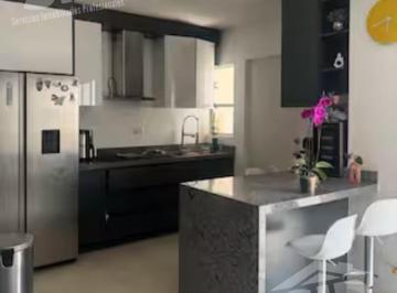 Casa · 180m² · 3 Recámaras · 2 Estacionamientos · Casa en Renta
