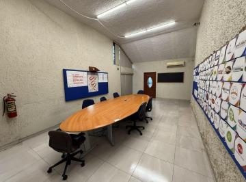 Oficina , Guadalajara · Amplia Oficina Ideal Para Bodega Lista Para Ser Ocupada