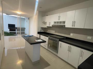 Casa · 163m² · 3 Recámaras · 2 Estacionamientos · Renta Casa Cerrada Al Norte 15nl