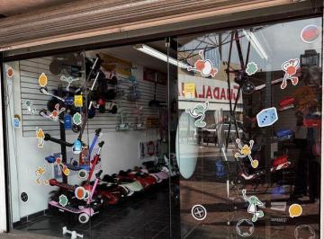 Local comercial · 29m² · 2 Estacionamientos · Excelente Local en Venta en Cruz del Sur