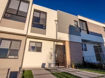 Casa de 2 habitaciones, El Marqués · Casa en Venta en Zakia Querétaro