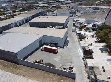 Bodega comercial , Mazatlán · Bodega en Renta 240 m²