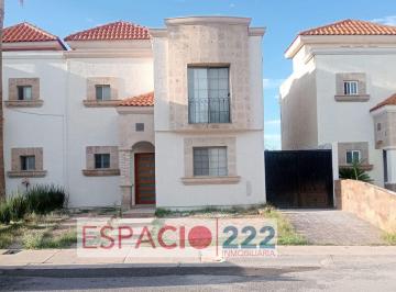 Casa de 3 habitaciones, Chihuahua · Se Vende Casa Recien Remodelada en Fracc. Diamante Reliz $3'650,000