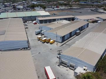 Bodega comercial , Mazatlán · Bodega en Renta 240 m²