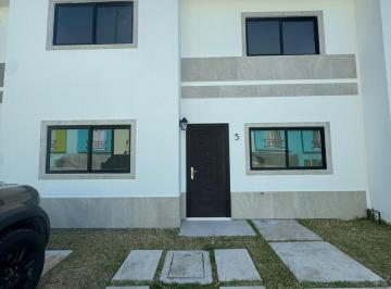 Casa · 100ha · 3 Recámaras · 2 Estacionamientos · Casa en Venta en Brisas del Mar