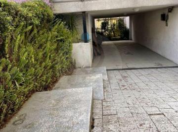 Casa · 400m² · 3 Recámaras · 3 Estacionamientos · Casa en Venta en Lomas de Reforma