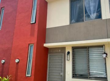 Casa de 2 habitaciones, Guadalajara · Casa en Venta en Los Tréboles, Zapopan | Cerca de Tesistán y Carretera a Colotlán