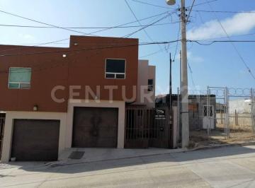 Casa · 200m² · 3 Recámaras · 2 Estacionamientos · Rcr - 1550 Casa en Renta Playas de Rosarito 3 Recámaras