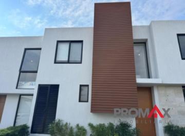 Casa de 2 habitaciones, Querétaro · Venta de Casa en Altos de Juriquilla, Queretaro