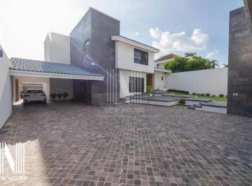 1 · Residencia Premium en Balcones del Campestre: Diseño a La Medida y Alta Tecnología