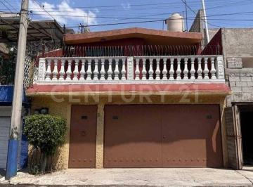 Casa · 182m² · 3 Recámaras · 2 Estacionamientos · Casa en Venta en Ciudad Azteca