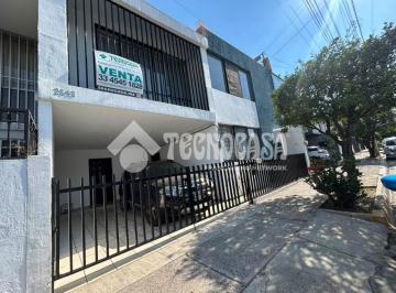 Foto · Casa - Venta