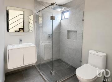 Casa · 160m² · 2 Recámaras · 2 Estacionamientos · Venta Townhouse Huayacán