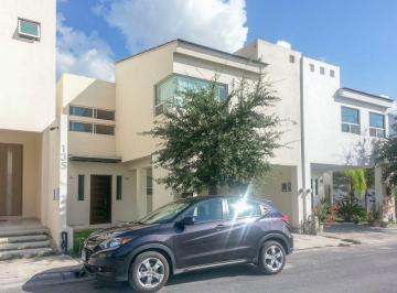 Casa de 3 habitaciones, Santa Catarina · Departamento en Venta en Vía Cordillera
