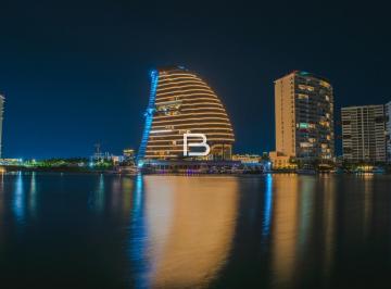 Departamento · 189m² · 2 Recámaras · 1 Estacionamiento · Venta de Departamento de Lujo en Shark Tower Cancún