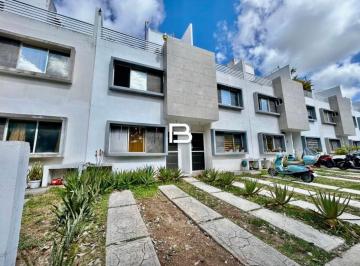 Casa · 3 Recámaras · 2 Estacionamientos · Casa en Jardines del Sur