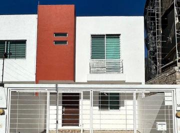 5a9121e32229449476376c25cb0bb3c489d9a4f551f23c5bcdf15db998885b69 · Casa en Valdepeñas - Vista Al Parque del Coto