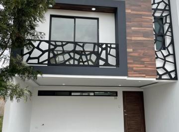 Casa · 226m² · 4 Recámaras · Casa en Equipamiento Zona Cementos Atoyac