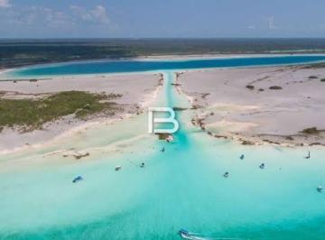 Local comercial · 1150m² · 20 Recámaras · En Venta Hotel en Bacalar