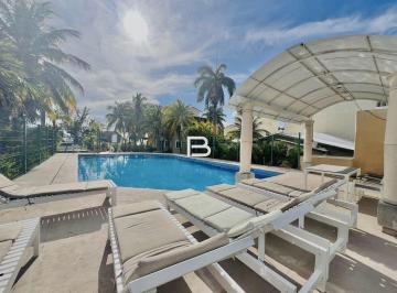Casa · 118m² · 2 Recámaras · 2 Estacionamientos · Venta de Villa en Zona Hotelera Cancún