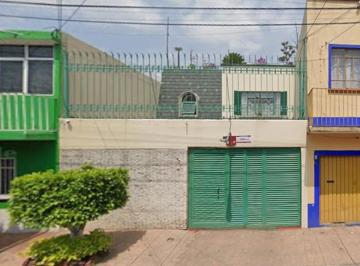 Casa de 3 habitaciones, Miguel Hidalgo · Casa en Venta en Peralitos, Miguel Hidalgo