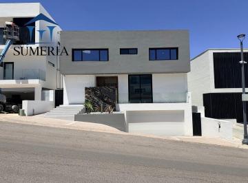 5ab43ebaeb327ad05df2747c30a339d78dc792f02035121a0556fd6c635e3e53 · Casa en Venta en Bosques de San Francisco