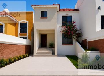 Casa · 130m² · 3 Recámaras · 4 Estacionamientos · Casa en Remodelacion en Venta, Campestre Washington