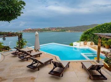 Casa de 8 habitaciones, Santa María Huatulco · Villa Estilo Mediterráneo, Frente Al Océano, con Alberca y Áreas Verdes, en Venta