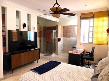 Casa · 200m² · 3 Recámaras · 2 Estacionamientos · Venta - Casa Rec - Bosques del Caribe - Av Huayacán y Calle Jamaica