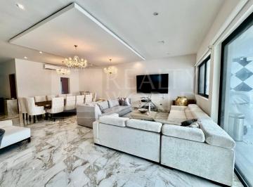 Casa · 320m² · 3 Recámaras · 4 Estacionamientos · - Cv Casa en Venta en Santiago, N. L.