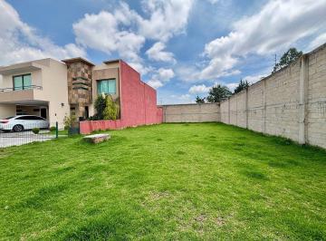 4c6187abb0ea11ccc113c6dbfb0a4b7421080576ea692e8c0b7c24239ea214e8 · Terreno en Venta en Metepec, Estado de México