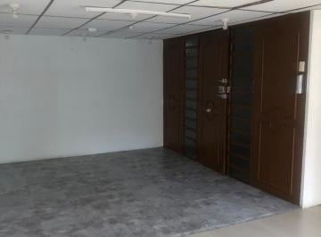 Oficina , Cuauhtémoc · Oficina en Renta con 70 m², Medio Baño y un Cajón de Estacionamiento.