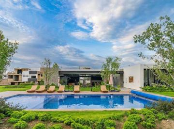Casa de 3 habitaciones, Tlajomulco de Zúñiga · Casa en Venta Cerca de Plaza Galerias