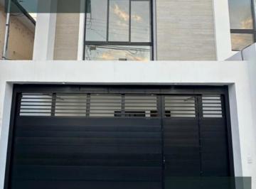 Casa · 149m² · 3 Recámaras · 2 Estacionamientos · Colonia Lopez Portillo, Boca del Rio, Veracruz