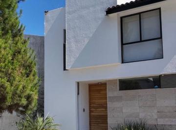 Casa de 3 habitaciones, Morelia · Casa en Venta Vistas Altozano