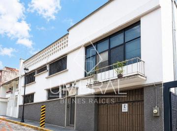 3ef6047e1a1507d74c1353a3404bb22a292a756c7cc78c19c2f18e9c62625d62 · Casa en Venta, Centro Histórico de Xalapa