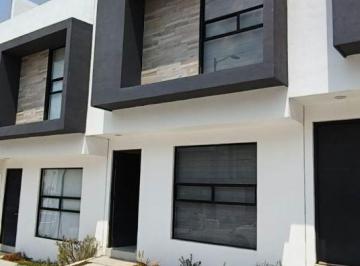 Departamento de 3 habitaciones, Morelia · Casa en Venta en Quinta Cantera II