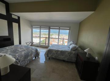 Departamento de 2 habitaciones, Puerto Vallarta · Precioso Departamento Equipado con Vistas Al Mar