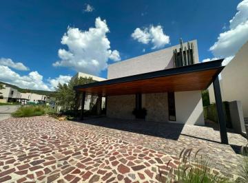 Casa en condominio de 4 habitaciones, Querétaro · Residencia de Autor; Unica, Espectacular! Cond. Rio, Altozano El Nuevo Queretaro