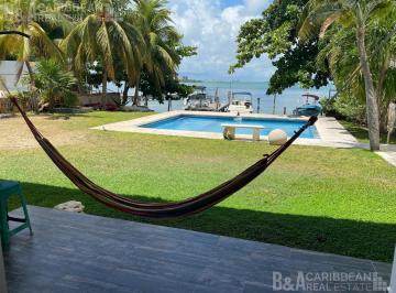 Departamento · 125m² · 3 Recámaras · 1 Estacionamiento · Departamento en Venta en Zona Hotelera Cancún
