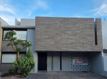 3f3837a872290318a4bf4858601836f796abfe273b0ab58529599a34b9ac677c · Casa en Venta Fraccionamiento Refugio, Querétaro, Querétaro